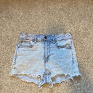 Light wash denim shorts AE